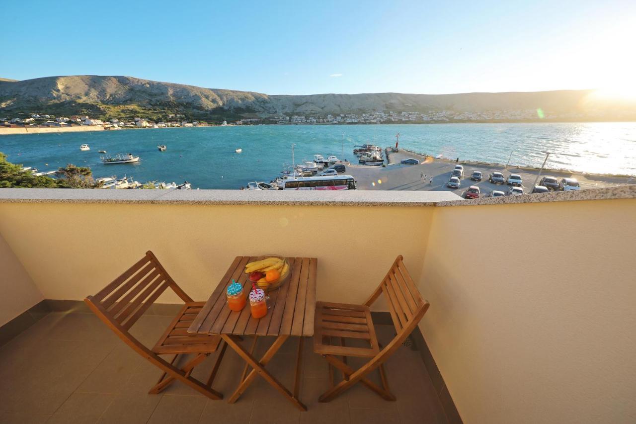 Apartmani "Jadran" Паг Екстериор снимка
