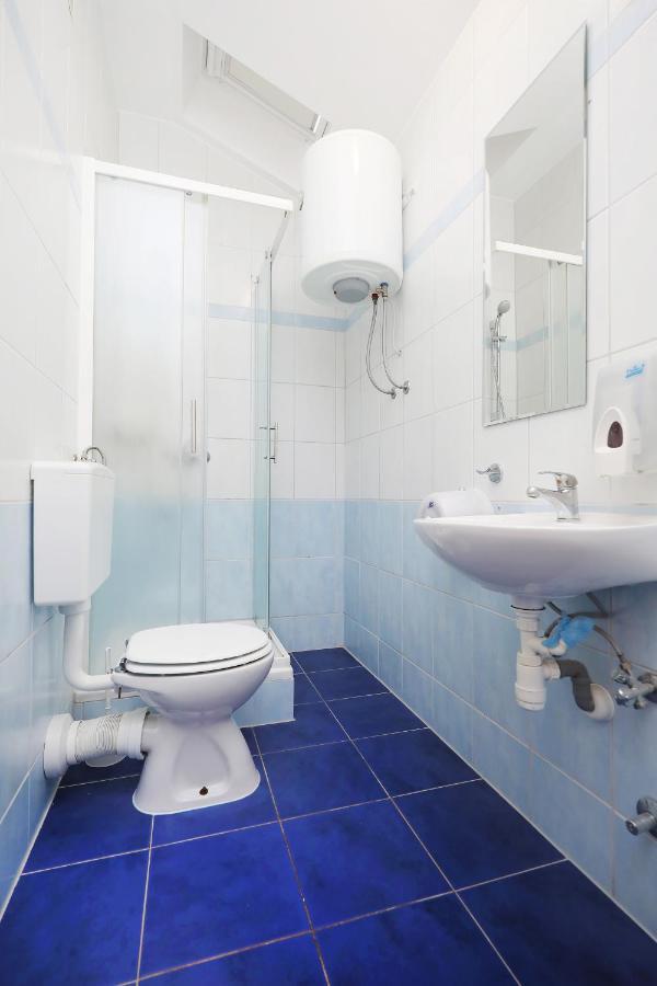 Apartmani "Jadran" Паг Екстериор снимка